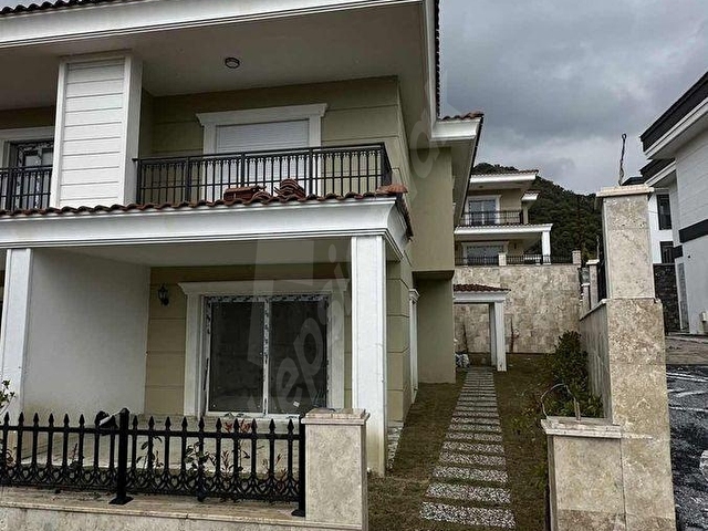 Satılık villa köşe konumda sıfır. - Görsel 3