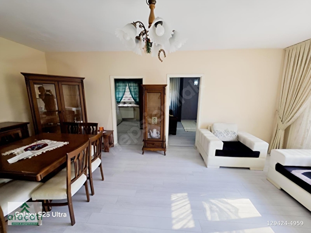 YUNUS EMRE CADDESİNDE KİRALIK 3+1 DAİRE