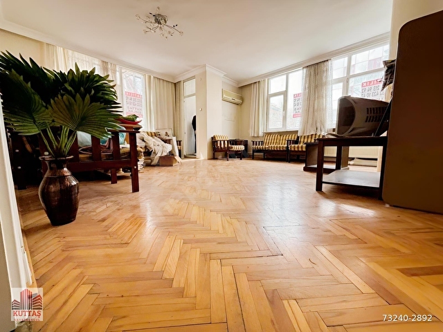 KUTTAŞ EMLAKTAN MİTHATPAŞA CADDESİ ÜZERİNDE 3+1 SATILIK DAİRE - Görsel 8