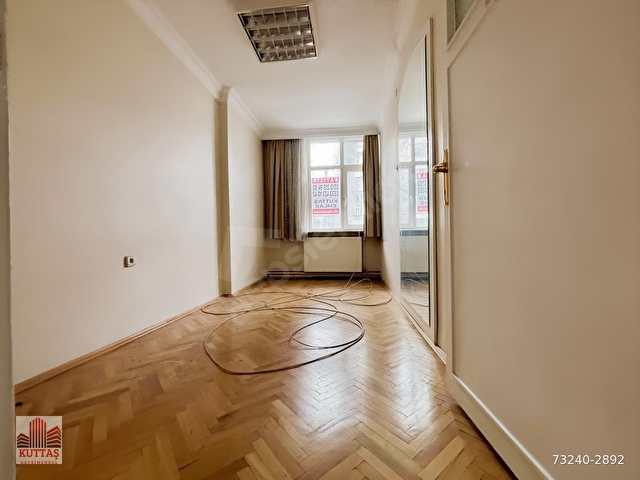 KUTTAŞ EMLAKTAN MİTHATPAŞA CADDESİ ÜZERİNDE 3+1 SATILIK DAİRE - Görsel 9