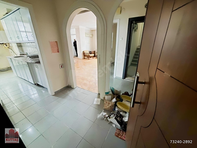 KUTTAŞ EMLAKTAN MİTHATPAŞA CADDESİ ÜZERİNDE 3+1 SATILIK DAİRE - Görsel 23