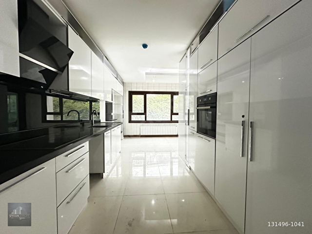UYGUN EMLAKTAN█ÇİFT BLOKLU 7/24 GÜVENLİKLİ SİTEDE 4+1 190m²