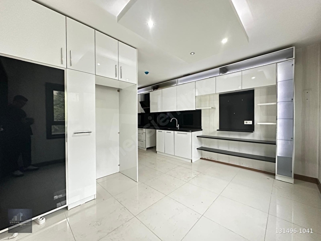 UYGUN EMLAKTAN█ÇİFT BLOKLU 7/24 GÜVENLİKLİ SİTEDE 4+1 190m² - Görsel 6