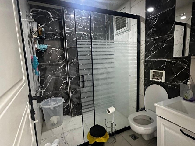 İPEK DEN TÖMÜKTE SİTE İÇİ HAVUZLU DENİZE 150 M YÜRÜME MESAFESİNDE 1+1 SATILIK DAİRE - Görsel 2