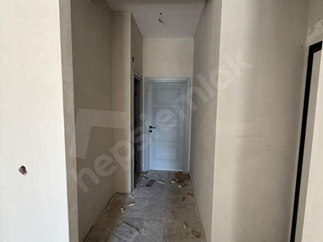 ELİT GAYRİMENKULDEN DEVLET HASTANESİNE YAKIN SATILIK 1+1 DAİRE - Görsel 11