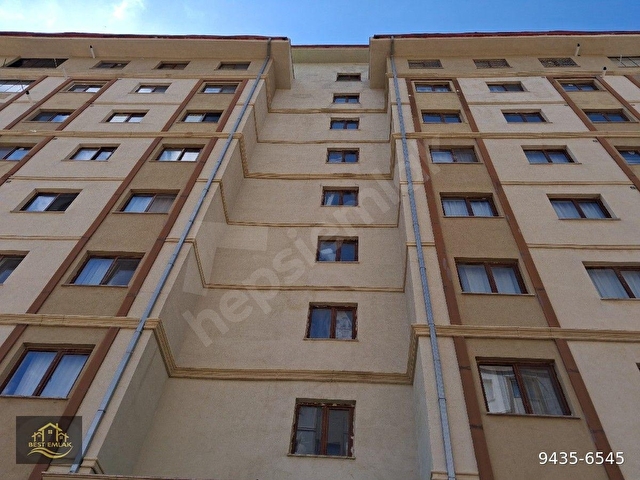 HATAY İSKENDERUN DÜGÜNYURDU TOKİ EVLERİ A-22 DE BULUNAN DOGALGAZLI ÇİFT ASANSÖRLU BAKIMLI 2+1 KİRALI - Görsel 3