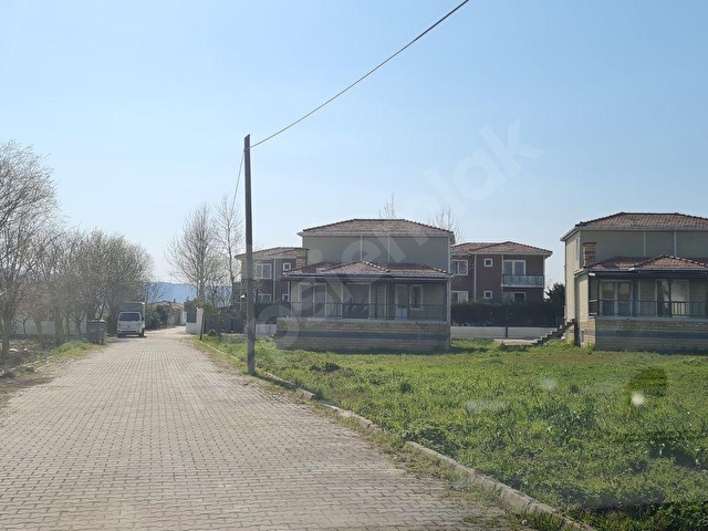 Çatalca İzzettin CeylankentTe Site İçi Müstakil 6+2 Kiralık Villa - Görsel 16