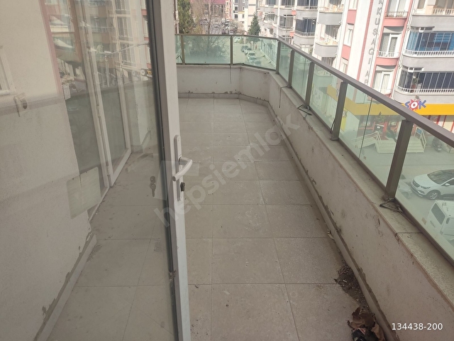 OSMANCIKIN MERKEZİNDE SIFIR, ÇOK GENİŞ 4+1 DAİRE - Görsel 4