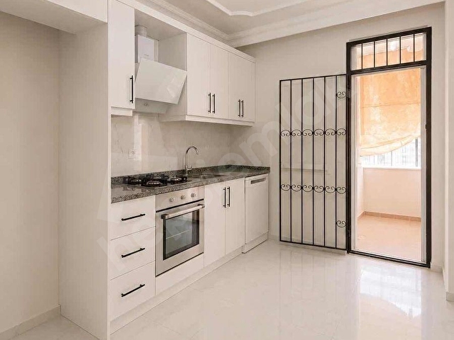 Kepezde Satılık İçi Komple Yenilenmiş Yüksek Giriş 2+1 Daire