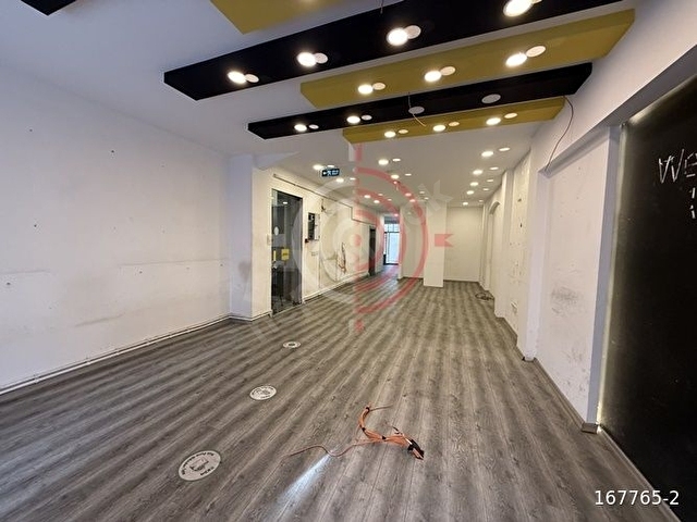 Taksim Meydanına 15 Metre Kurumsal Markalara Prestijli Kiralık - Görsel 11