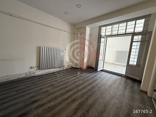 Taksim Meydanına 15 Metre Kurumsal Markalara Prestijli Kiralık - Görsel 22