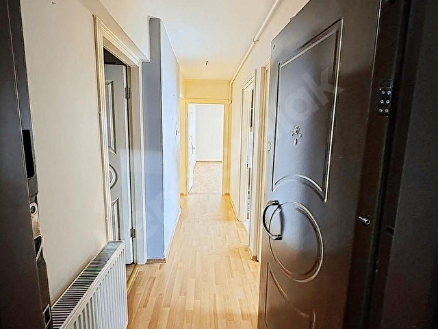 VALİ RAHMİ BEYDE 3+1 120 MT2 ARA KAT DOĞALGAZLI SATILIK DAİRE - Görsel 2