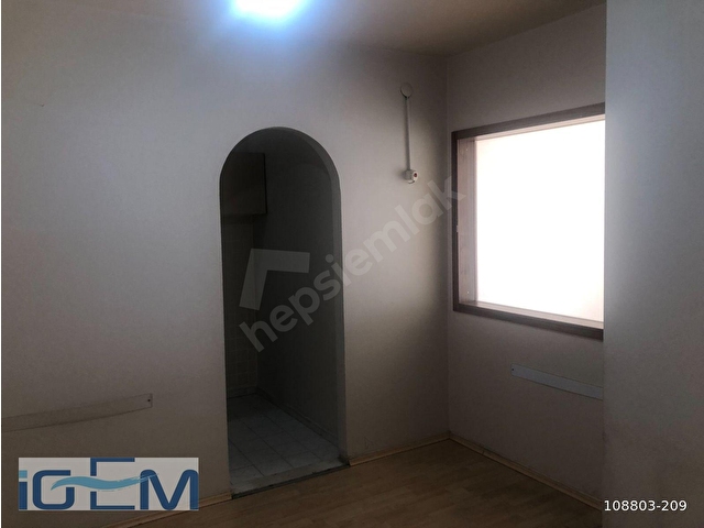 ÇORLU BAYOL İŞ MERKEZİNDE KUMYOL CADDE CEPHELİ SATILIK OFİS - Görsel 5