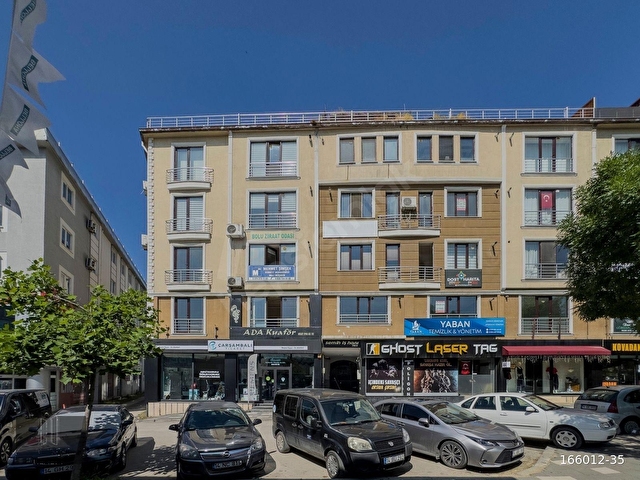 BOLU, MERKEZ, TABAKLARDA EŞYALI 1+1 DAİRE - NEW DOORS REALTY