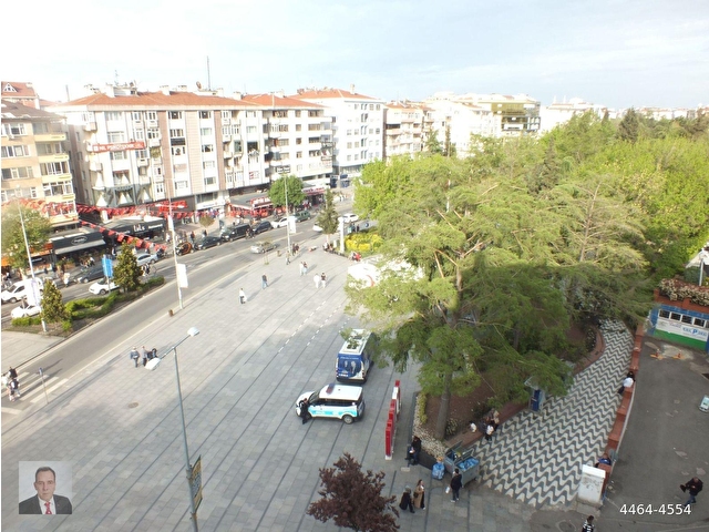 HEYKEL MEYDANI’NDA FULL MANZARALI, YENİ BOYALI 2+1 DAİRE - Görsel 2