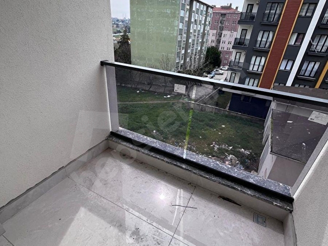 BEYLİKDÜZÜNDE SİTE İÇİNDE SIFIR DAİRE - Görsel 12