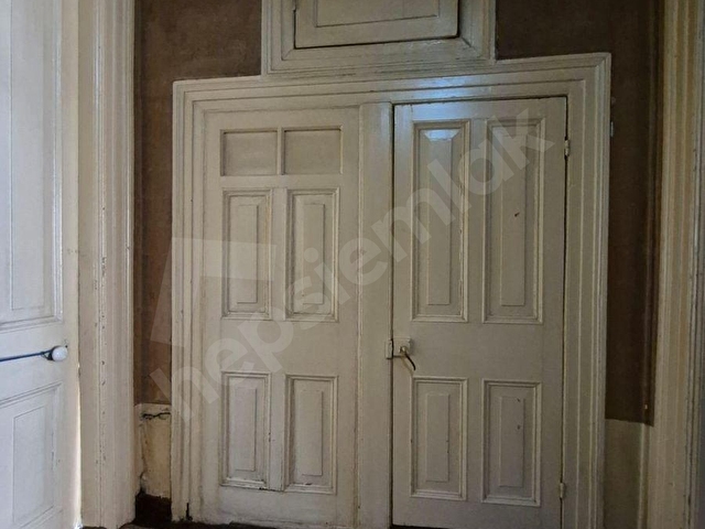 Küçükyalıda İşyerine Uygun 9+1 Satılık Köşk Konak - Görsel 12