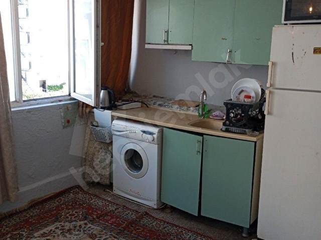 laleli Nişanca da 2+1 çatı katı eşyalı.daire öğrencilere,bekarlara ve yabancılara uygundur - Görsel 18