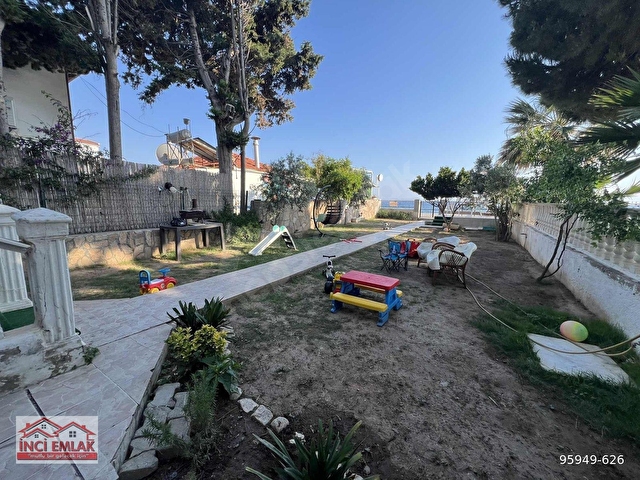 İNCİ,den DENİZE SIFIR 300m ARSA İÇİNDE TEK MÜSTAKİL FIRSAT VİLLA - Görsel 4