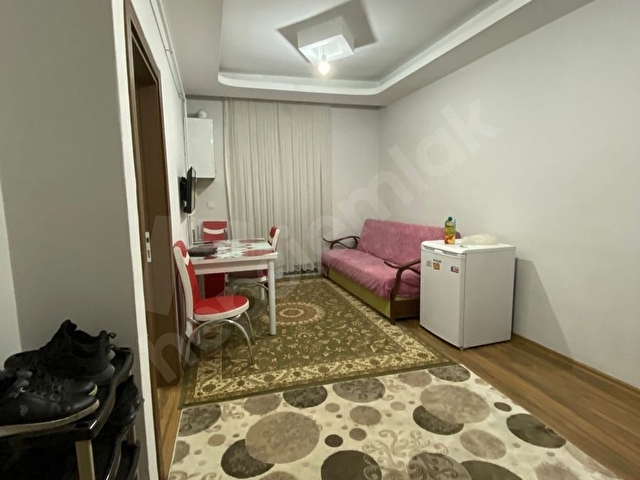Kuş Kafesi Sokağında Satılık Eşyalı 1+1 Daire - Görsel 4