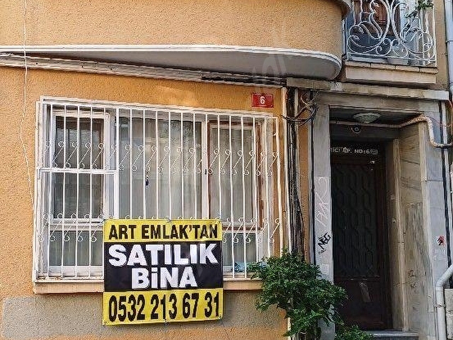 ART EMLAKTAN KADIKÖY CAFERAĞA MH.DE KADIKÖY KAYMAKAMLIĞI SK.DA 5 KATLI BAHÇELİ KOMPLE BİNA KOMBİLİ - Görsel 2