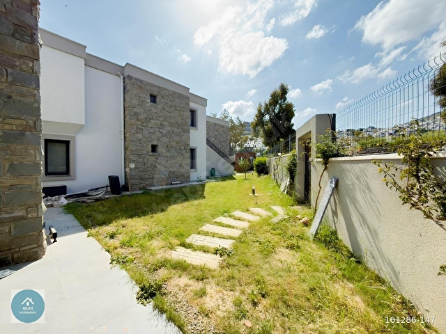 Bodrum Bağla Denize Sıfır Site İçi Özel Plajlı 2+1 Satılık Daire - Görsel 4