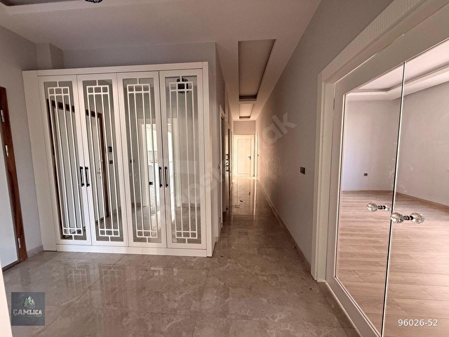 ÇAMLICA GAYRİMENKULDEN ŞEHİRGÖSTERENDE 4+1 ULTRA KİRALIK DAİRE - Görsel 13