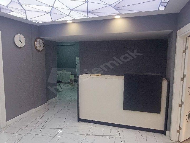 Orhangazi Caddesinin En İşlek Lokasyonunda Eşyalı Kiralık Ofis - Görsel 3