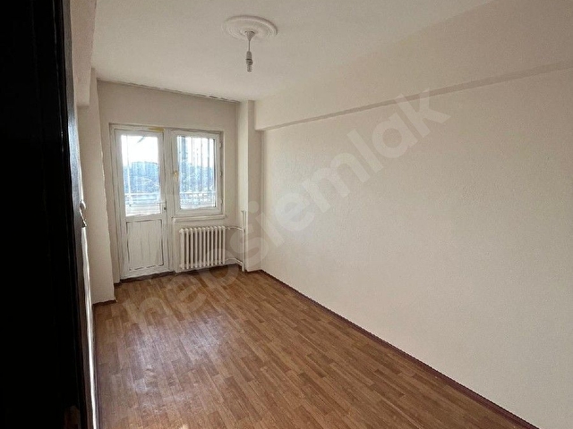sahibinden üniversite caddesi üzerinde kiralık daire - Görsel 11
