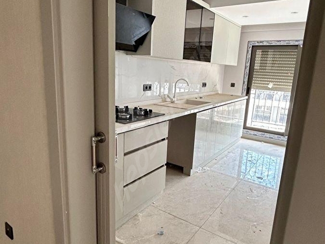Torbalı Hastanesi karşısı, avlu avm projesi yanı havuzlu bina, ara kat lüks 3+1 satılık daire - Görsel 24