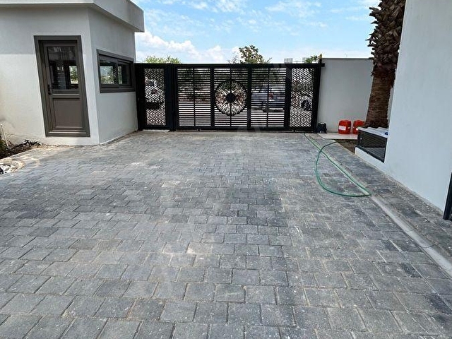 Torbalı Hastanesi karşısı, avlu avm projesi yanı havuzlu bina, ara kat lüks 3+1 satılık daire - Görsel 26