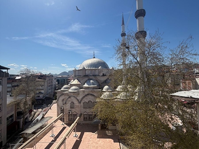 TUĞBA EMLAKTAN ÜNYE ŞEHİR MERKEZİNDE YENİ BİNADA  PRESTİJLİ VE KİRACILI SATILIK OFİS - Görsel 16