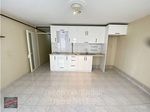 KÜÇÜKYALI’DA DENİZ MANZARALI ARA KAT SATILIK DAİRE - Görsel 10