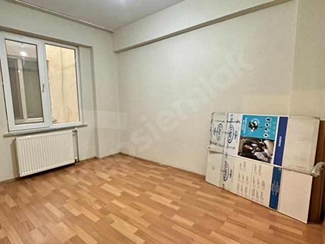 RK EMLAKTAN REŞADİYE MAHALLESİNDE ARA KAT İSKANLI 2+1 DAİRE - Görsel 17
