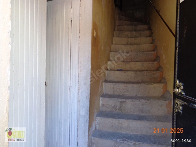 UĞURLUEMLAKMERSİN ÇAMLIBELDE 1 KATLI BİNANIN GİRİŞ KATI KİRALIK DAİRE - Görsel 11