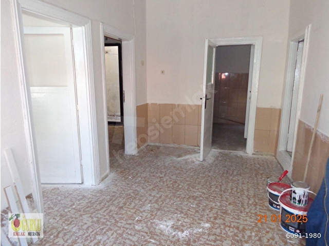 UĞURLUEMLAKMERSİN ÇAMLIBELDE 1 KATLI BİNANIN GİRİŞ KATI KİRALIK DAİRE - Görsel 12