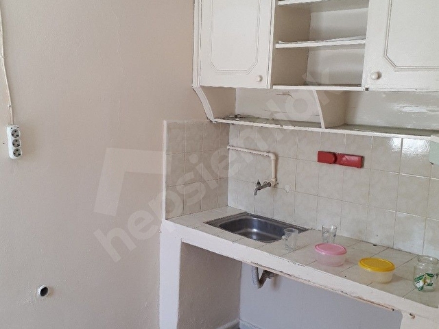 SAHİBİNDEN 1+1 TERAS KAT (YEŞİLYURT METRO DURAĞINA YAKINDIR) - Görsel 9