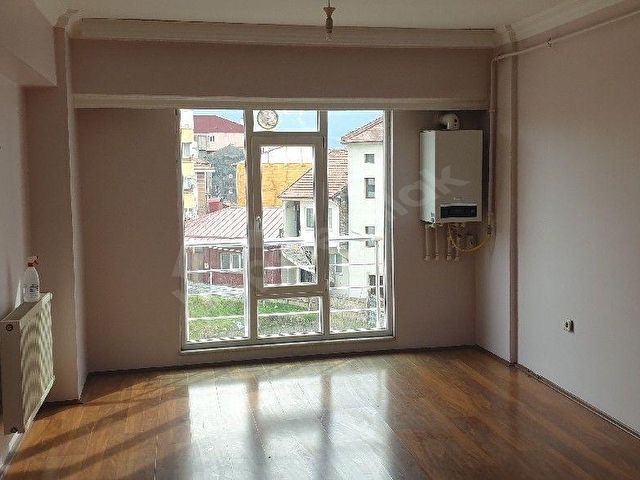 Merkez Karamanlı Satılık