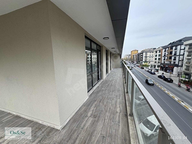BEYLİKDÜZÜ MARMARA / SİTE İÇİ / GENİŞ BOŞ DAİRE - Görsel 4
