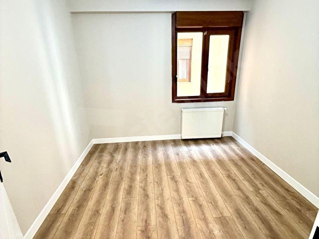CADDEBOSTAN DA BAĞDATTA YAKIN 3+1 130M2 BALKONLU GENÇ BİNADA - Görsel 24