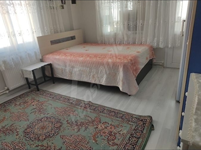Emsalsiz Geniş Oturumlu Merkezi Konumda Kaçmaz Ev - Görsel 12