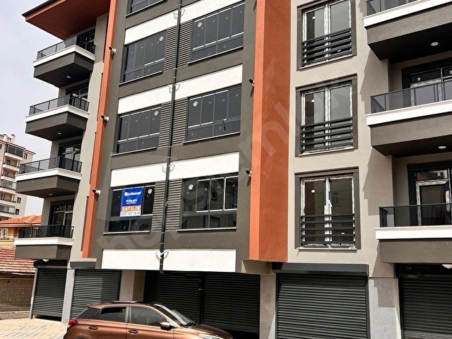 SATILIK BİREYSEL GARAJLI 2+1 DAİRE