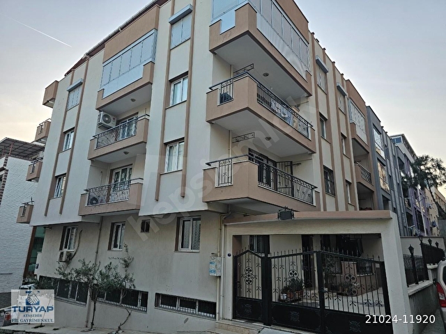 K.Çiğli Mh. Andolu Cd. Yakın Temiz ve Bakımlı, Geniş 3+1+Kiler