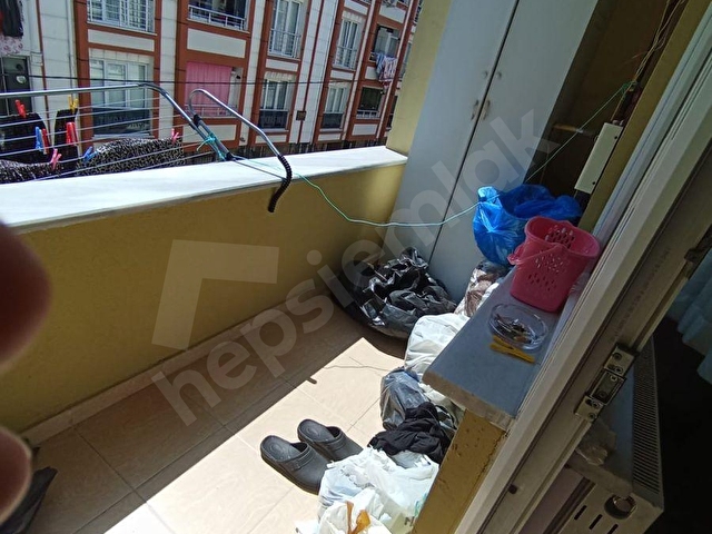 ESENYURT BALIKYOLUNDA 2+1 ARAKAT SATILIK DAİRE - Görsel 9