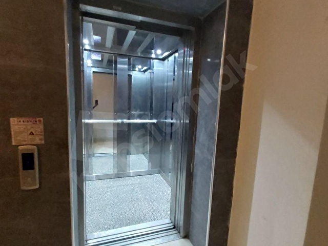 ÇARŞI MERKEZDE DOĞALGAZLI EŞYALI 1+1 KİRALIK GENİŞ DAİRE - Görsel 5