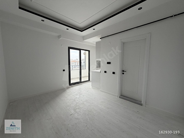 Zenith Real Estateten Millennium Life Center Satılık 1+1 Daire - Görsel 8