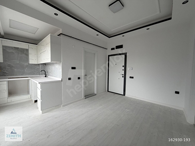 Zenith Real Estateten Millennium Life Center Satılık 1+1 Daire - Görsel 10