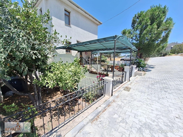 AYVALIK SAHİLKENTTE DENİZE YÜRÜME MESAFESNDE 3+1 MÜSTAKİL VİLLA - Görsel 4