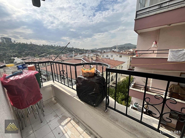 AVANTAJDAN YEŞİLBAYIR CADDEDE FULL+FULL YAPILI KATTA 3+1 DAİRE - Görsel 24
