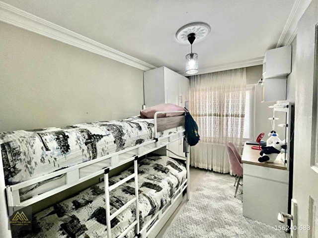 AVANTAJDAN YEŞİLBAYIR CADDEDE FULL+FULL YAPILI KATTA 3+1 DAİRE - Görsel 10